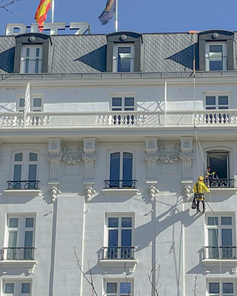 HOTEL RITZ p1 66