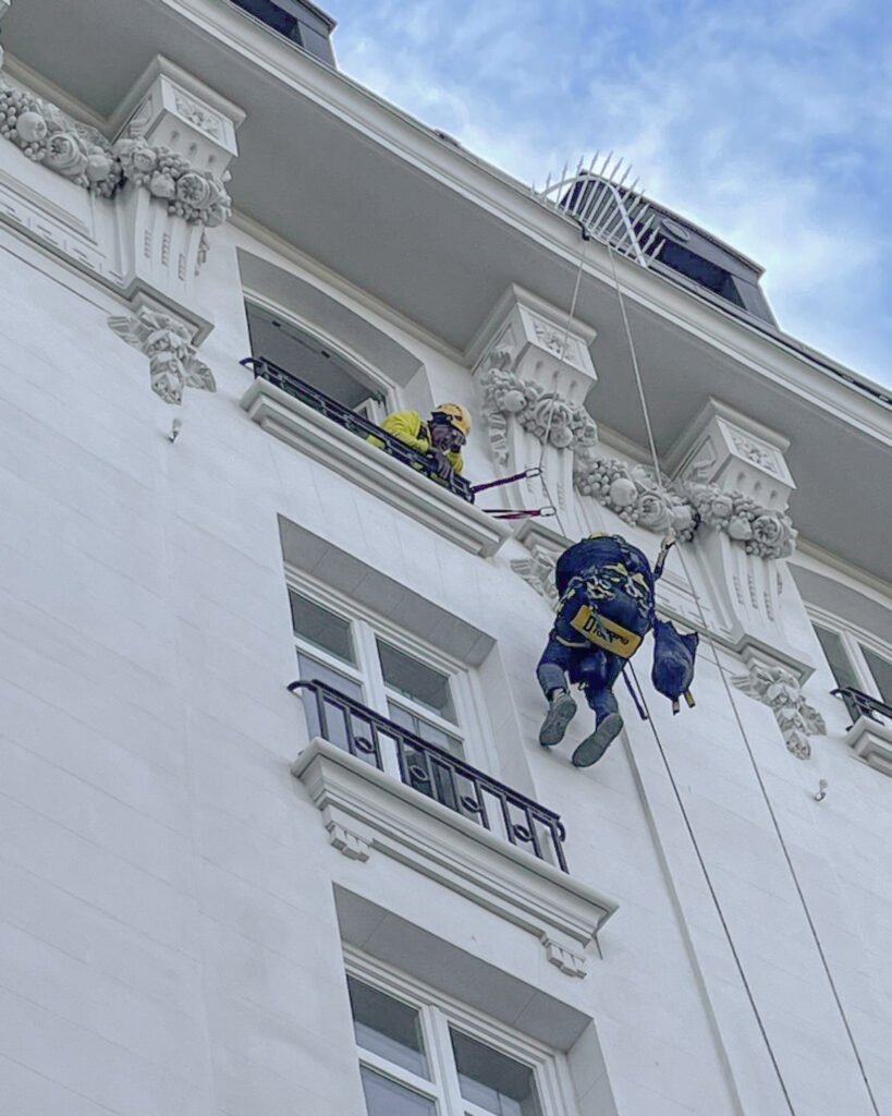 HOTEL RITZ p1 68
